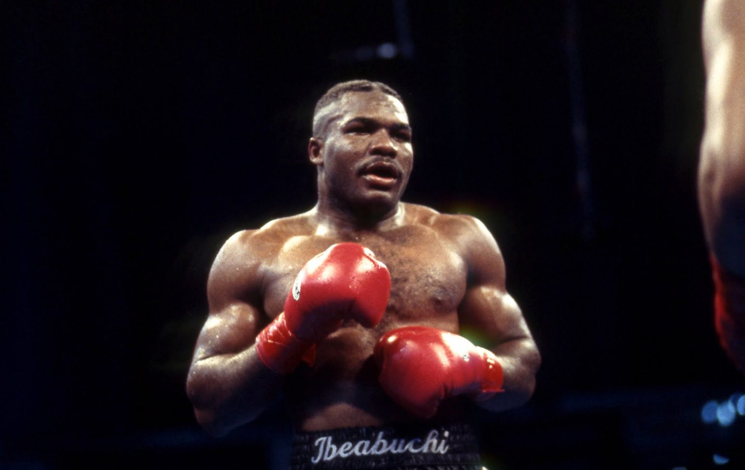 NIGERIAN BOXING CHAMPION, IKE IBEABUCHI RELEASED FROM U.S. PRISON AFTER