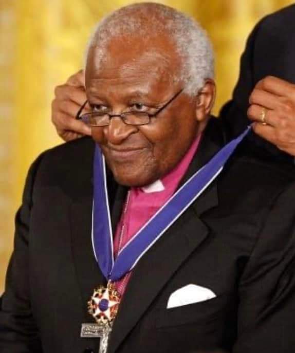 SOUTH AFRICA’S ARCHBISHOP DESMOND TUTU DIES AT 90 – theBladeNG